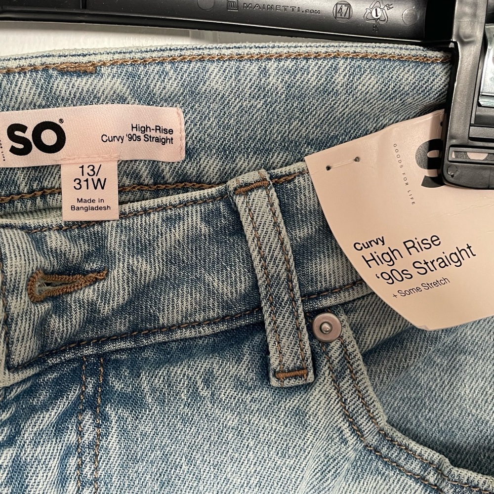 SO High-Rise Curvy '90s Straight Jeans in Light Blue Wash